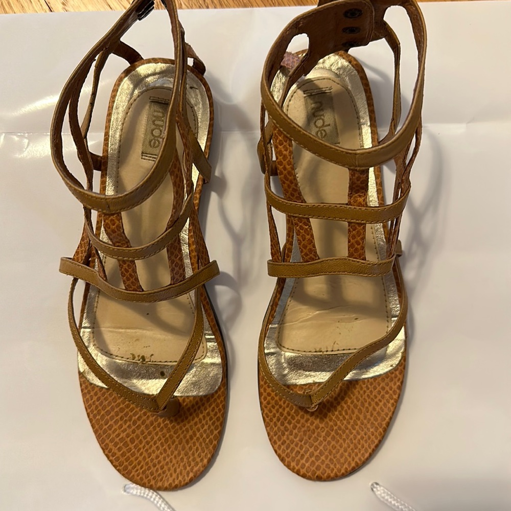 NUDE FOOTWEAT Gladiator / Cage Sandal